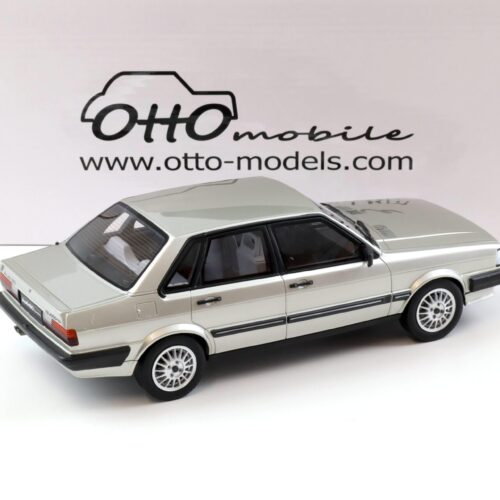 1:18 OTTO mobile OT940 Audi 80 (B2) Quattro Limousine 1983 Zermatt silver