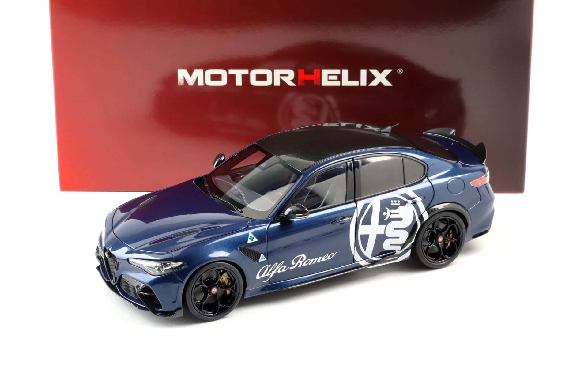 1:18 Motorhelix Alfa Romeo Giulia GTA Misano blue/ white Livery