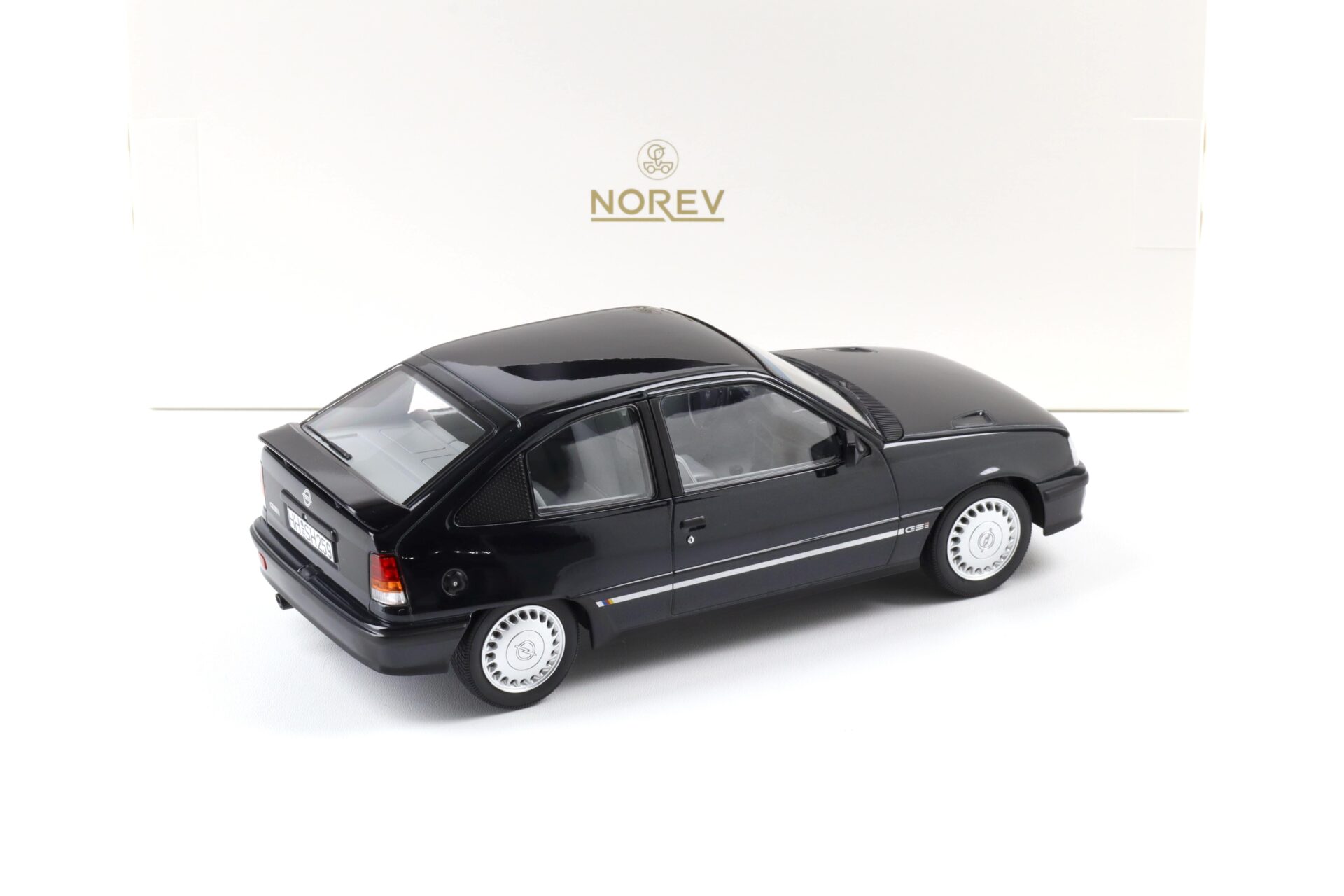 1:18 Norev Opel Kadett E GSi 1991 Helmut Schmidt black metallic 183617