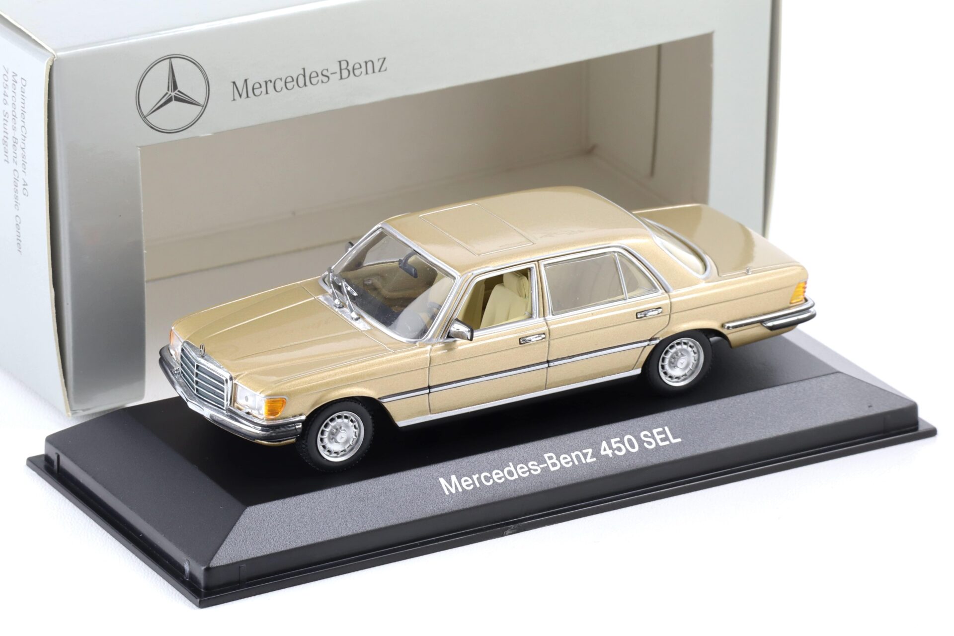 ID 104747 orig.jpg 1:43 Minichamps Mercedes 450 SEL 6.9 W116 Limousine gold metallic DEALER VERSION