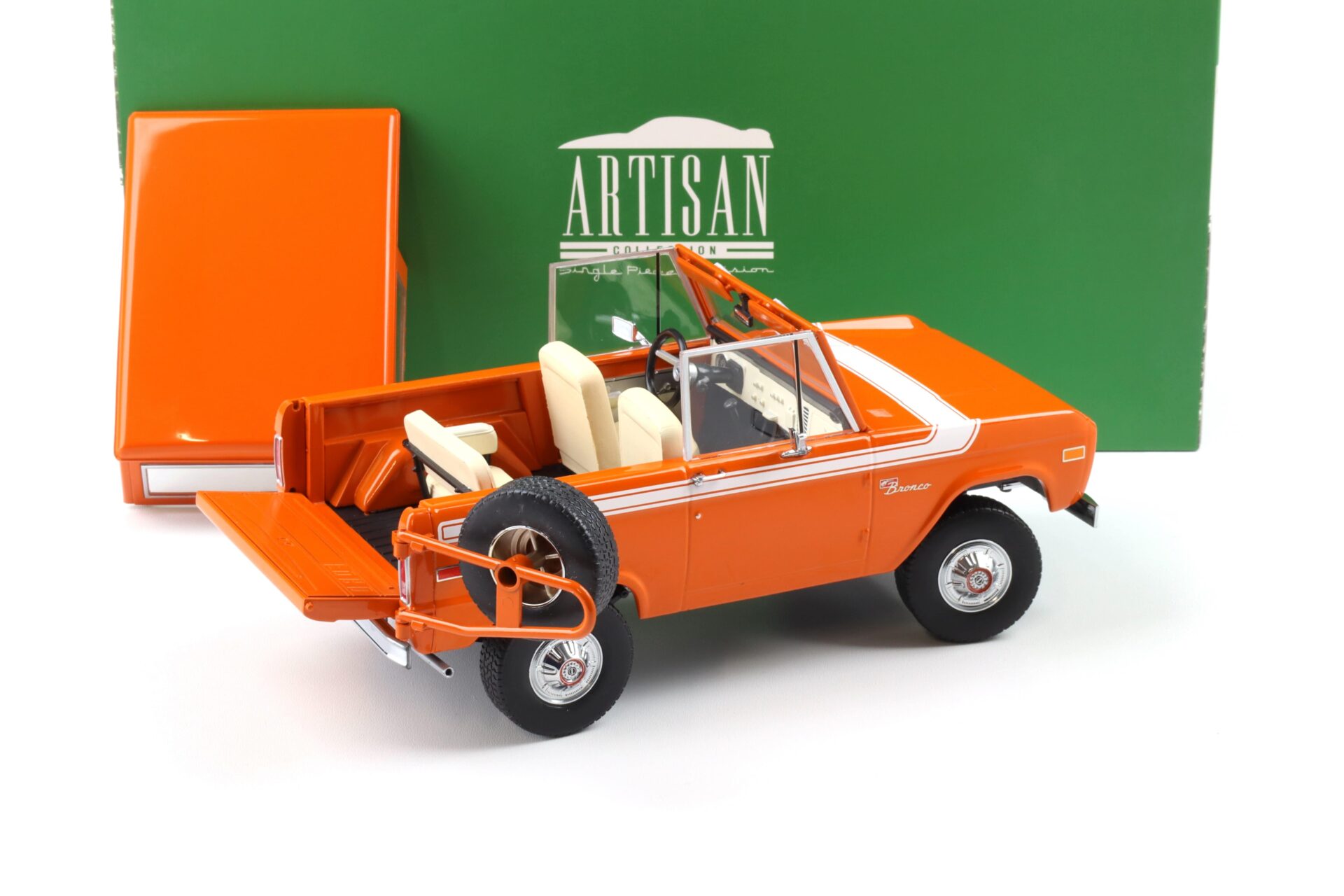 1:18 Greenlight 1970 Ford Bronco Special Decor orange/ white stripe