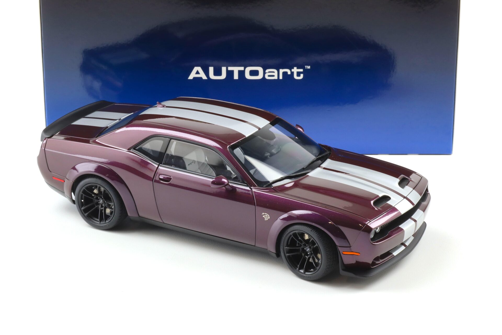 1:18 AUTOart Dodge Challenger SRT Jailbreak 2022 Hellraisin purple 71762