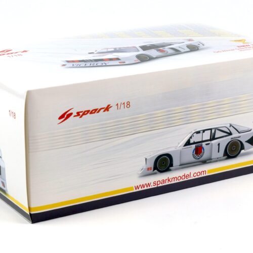 1:18 Spark BMW 320 Gr.5 Winner Guia Race 1981 Manfred Winkelhock #1