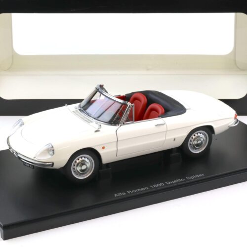 1:18 AUTOart Alfa Romeo 1600 Duetto Spider white Diecast