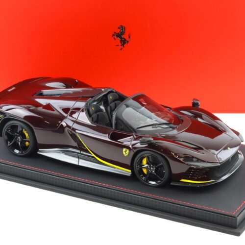 1:18 BBR Ferrari SP3 Daytona tetto aperto Rosso Rubino/ yellow - Limited 79 pcs.