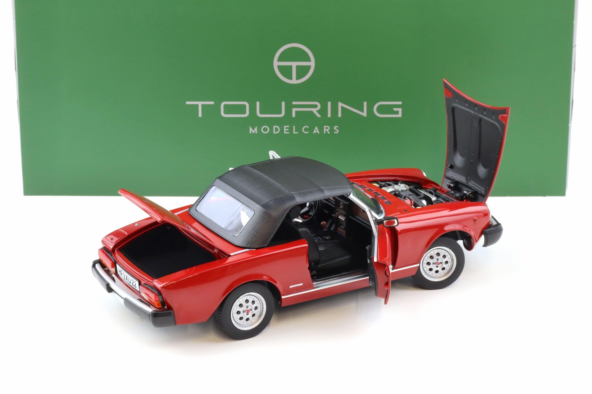 1:18 Touring Modelcars Pininfarina Spidereuropa 1982 rosso red