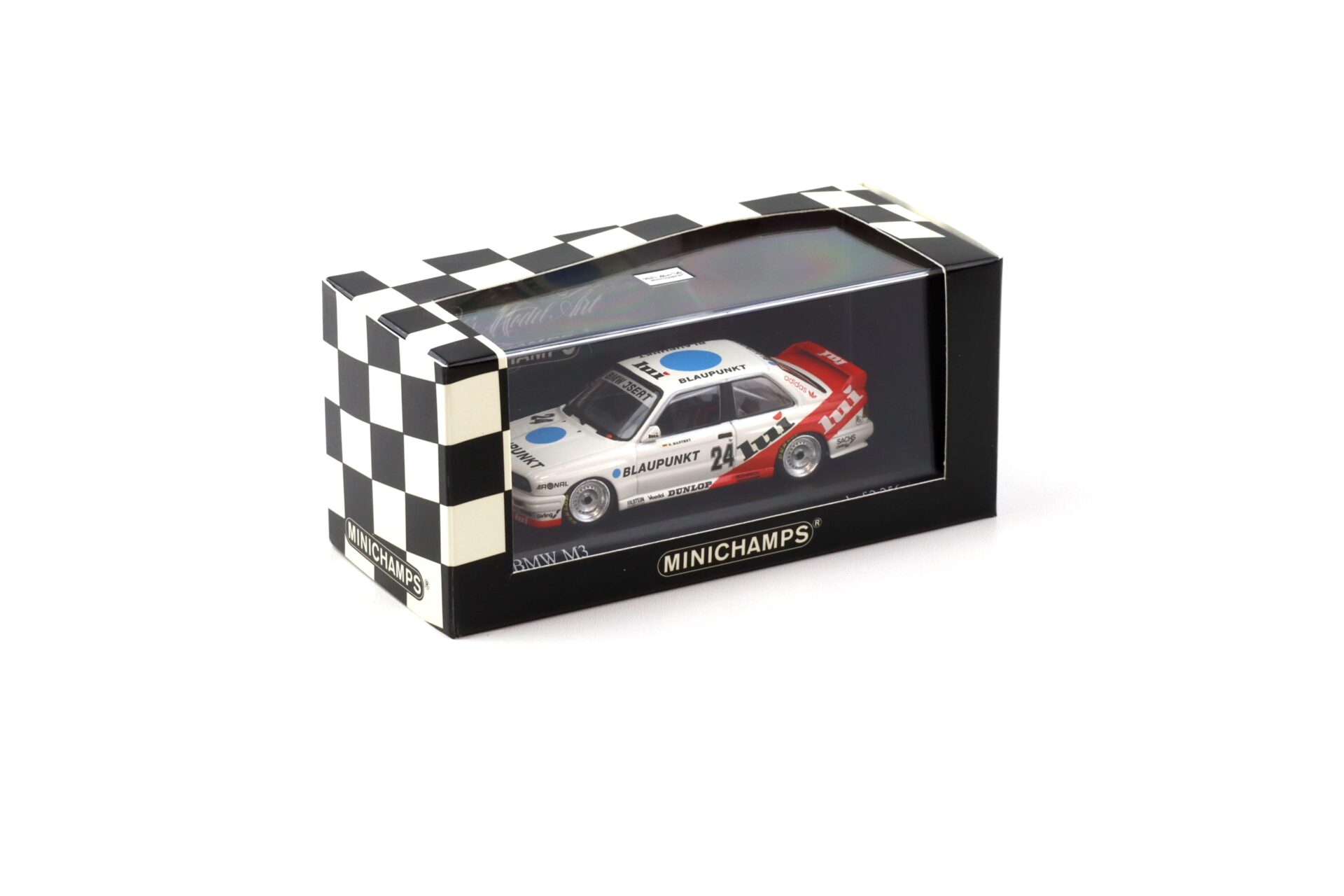 1:43 Minichamps BMW M3 E30 DTM 1987 Team Isert Norisring Winner O.Manthey #24