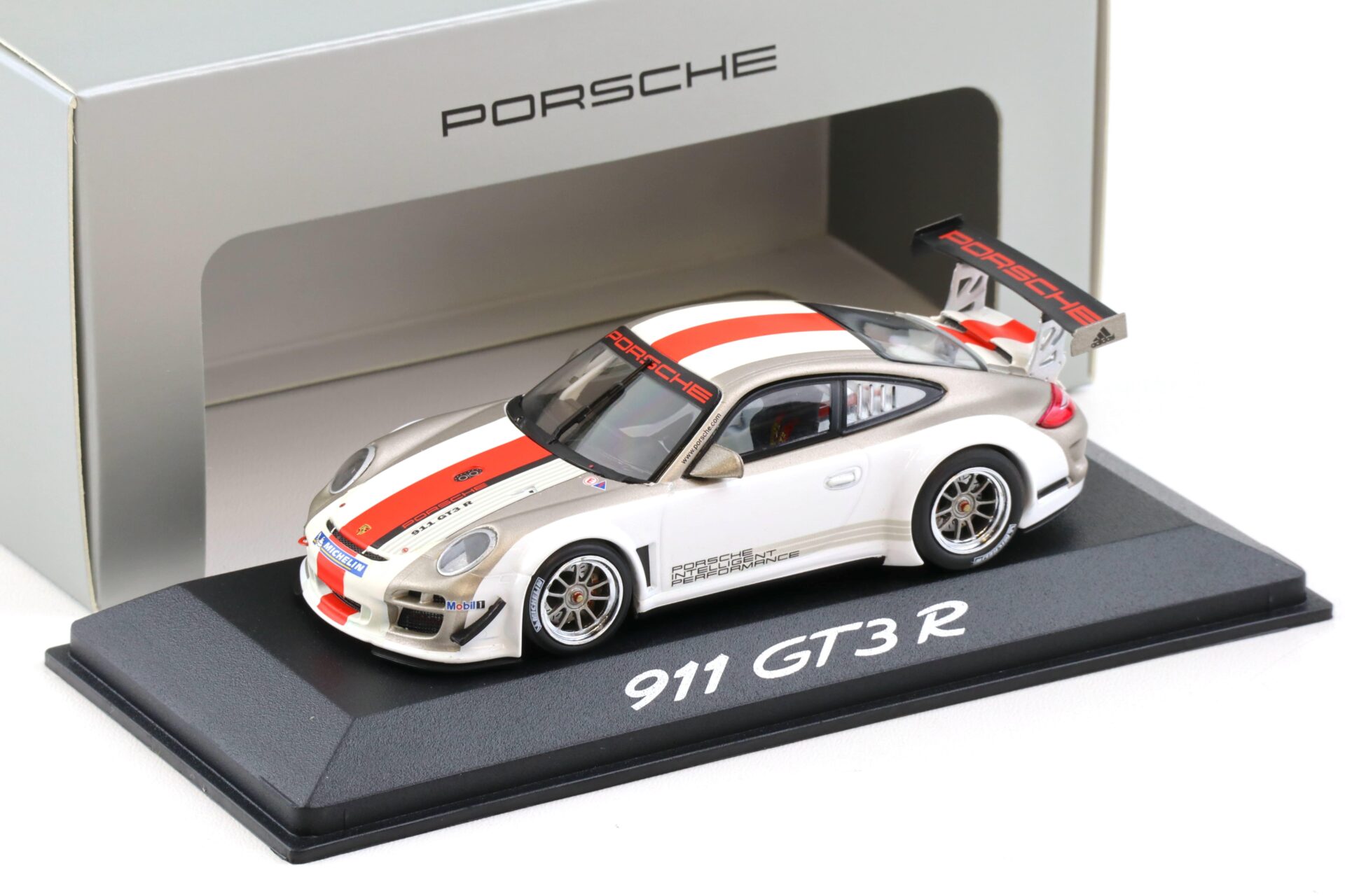 1:43 Minichamps Porsche 911 997 GT3 R Intelligent Performance 2011 WAP DEALER
