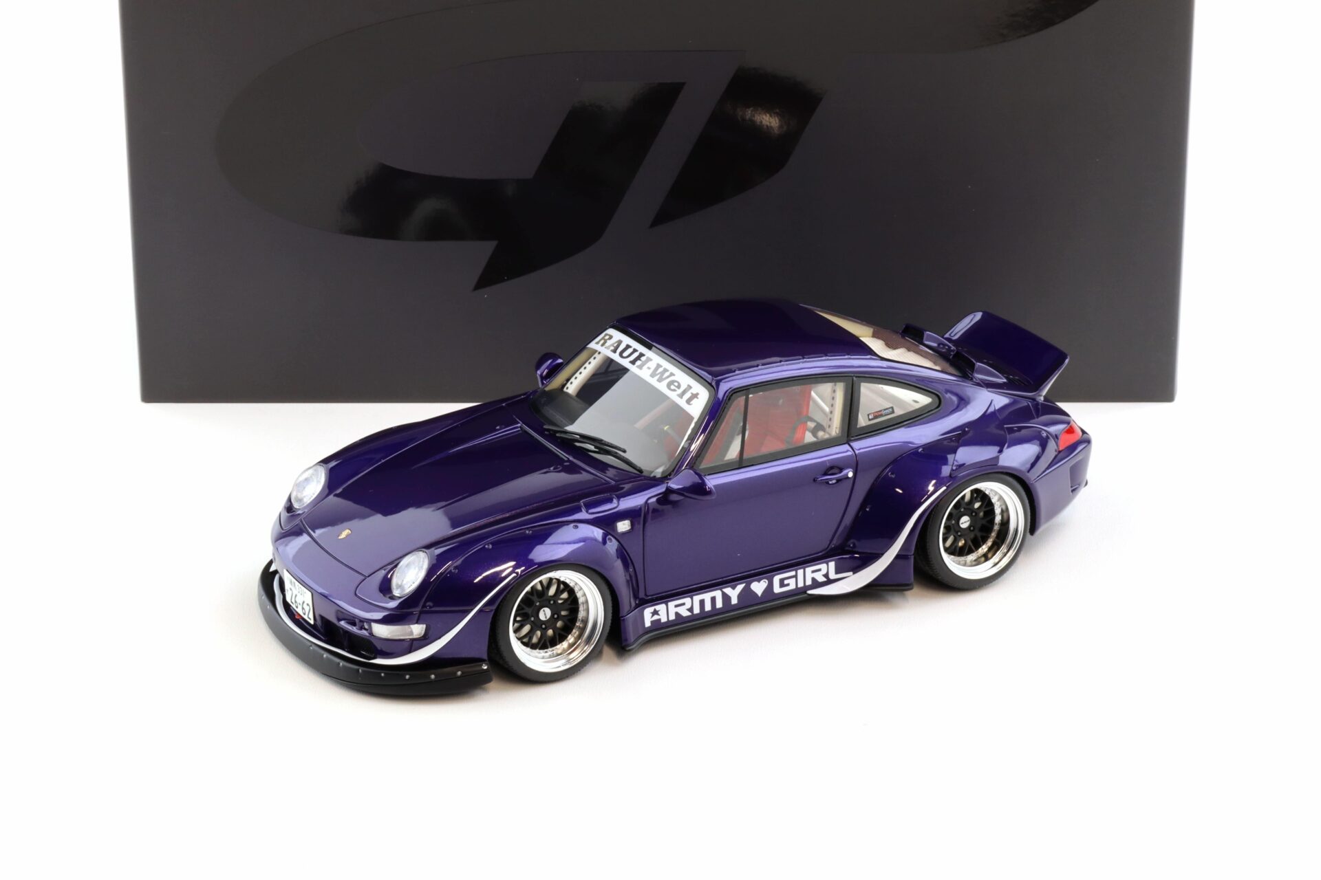 ID 107671 orig.jpg 1:18 GT Spirit GT562 Porsche 911 993 RWB Army Girl RAUH-Welt purple 2015