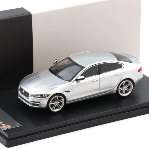 1:43 PremiumX Jaguar XE Limousine 2015 silver