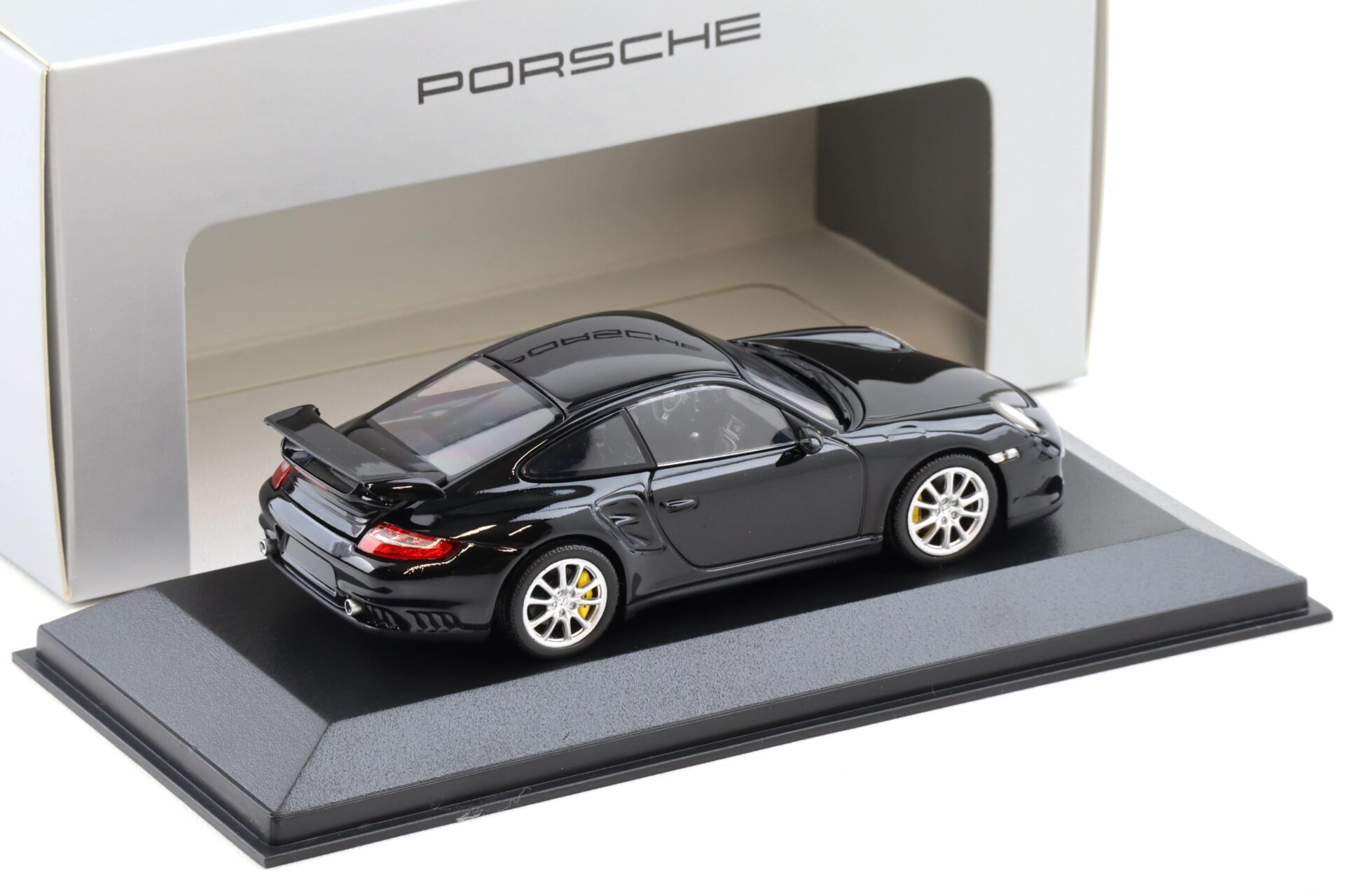 1:43 Minichamps Porsche 911 997 GT2 Coupe black WAP DEALER