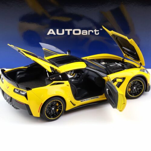 1:18 AUTOart Chevrolet Corvette C7 Z06 C7R Edition Corvette Racing yellow 71260