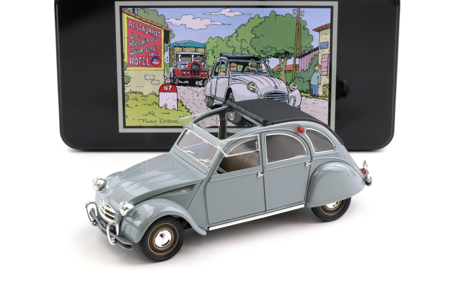 ID 109654 orig.jpg 1:18 Solido Citroen 2 CV Ente 1966 grey with metal box