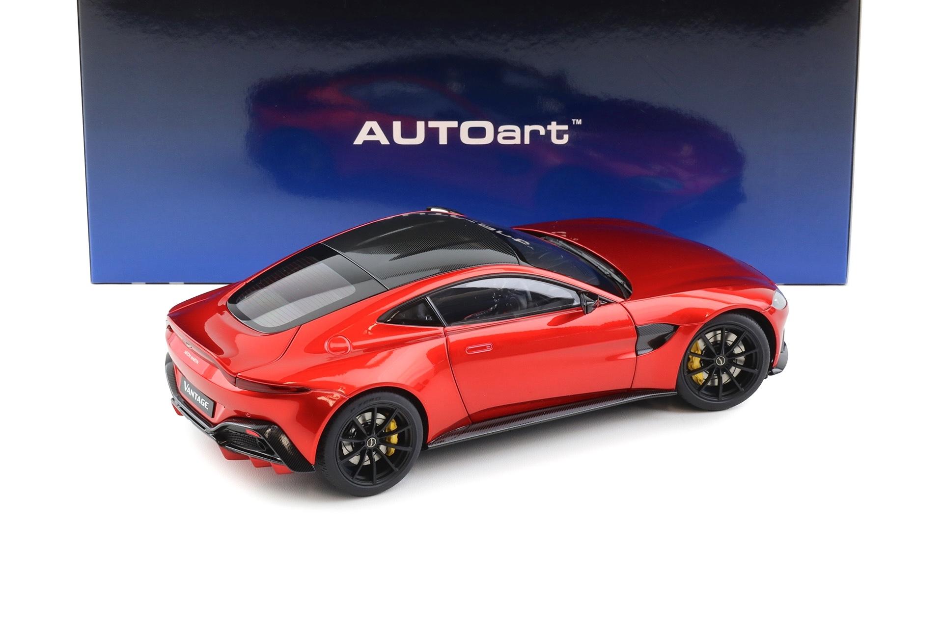 1:18 AUTOart Aston Martin Vantage 2019 Hyper red 70277