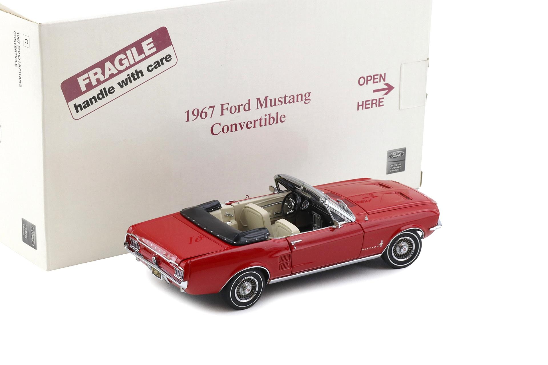 1:24 Danbury Mint 1967 Ford Mustang Convertible Candy Apple red with box