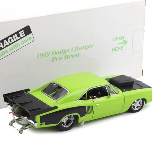 1:24 Danbury Mint 1969 Dodge Charger Pro Street Sublime green with box