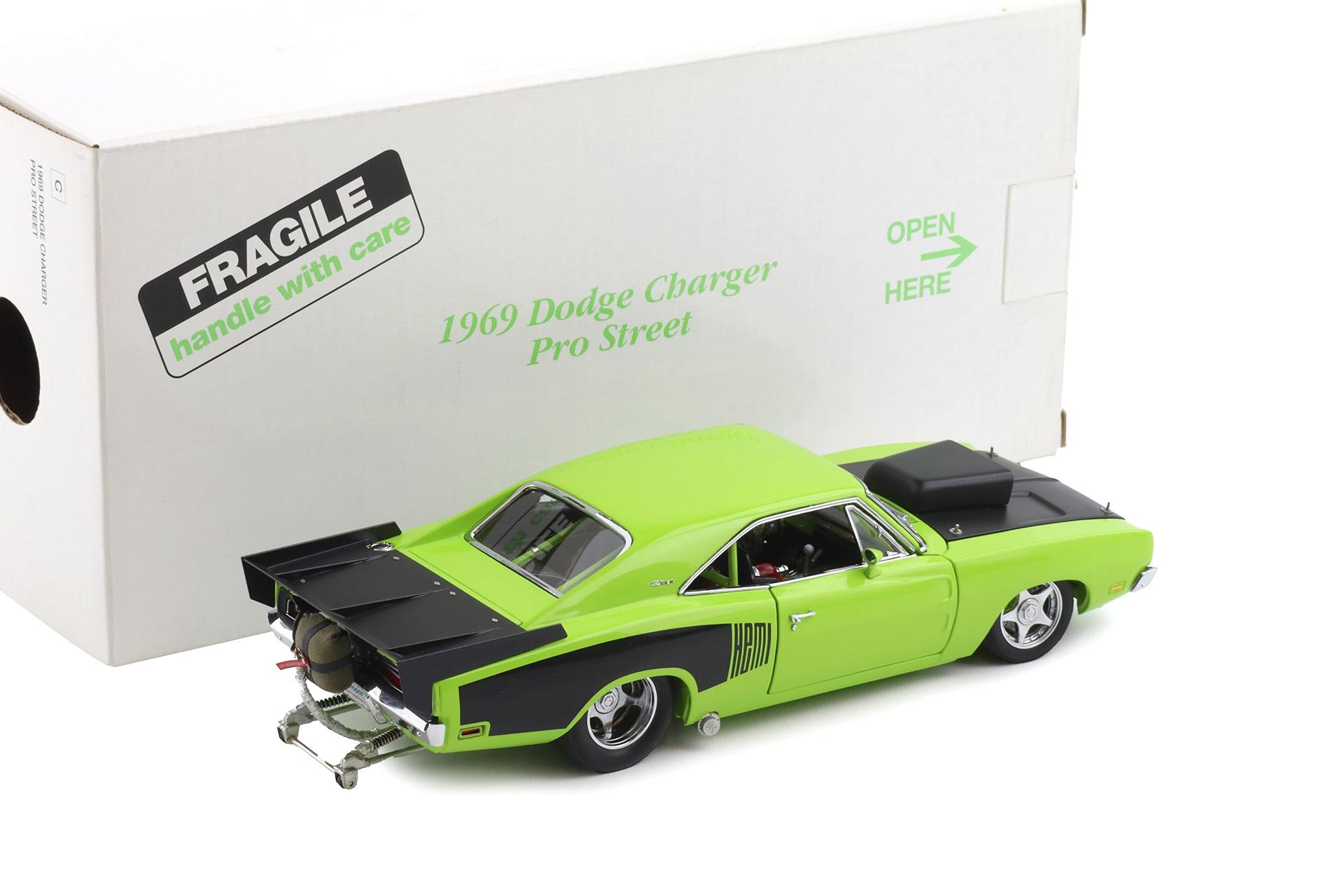 1:24 Danbury Mint 1969 Dodge Charger Pro Street Sublime green with box