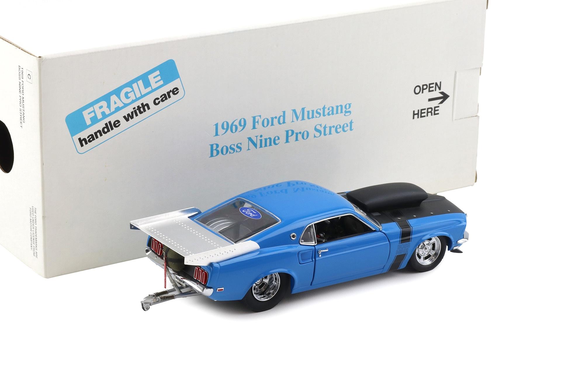 1:24 Danbury Mint 1969 Ford Mustang Boss Nine Pro Street Grabber blue with box