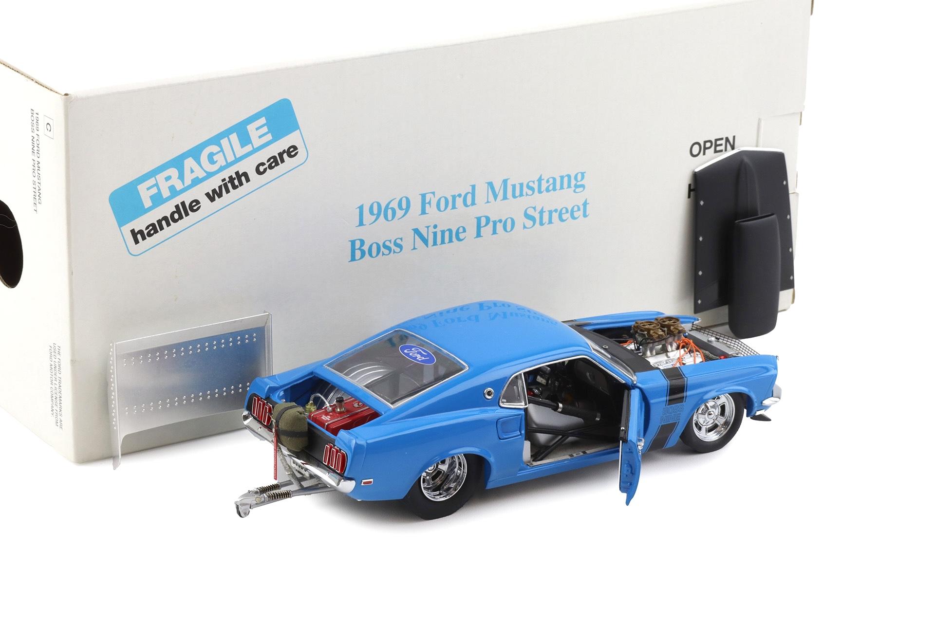 1:24 Danbury Mint 1969 Ford Mustang Boss Nine Pro Street Grabber blue with box
