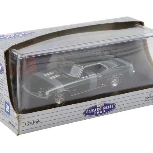 1:24 Classic Metal Works 1969 Chevrolet Camaro SS396 Coupe Fathom green with Showcase