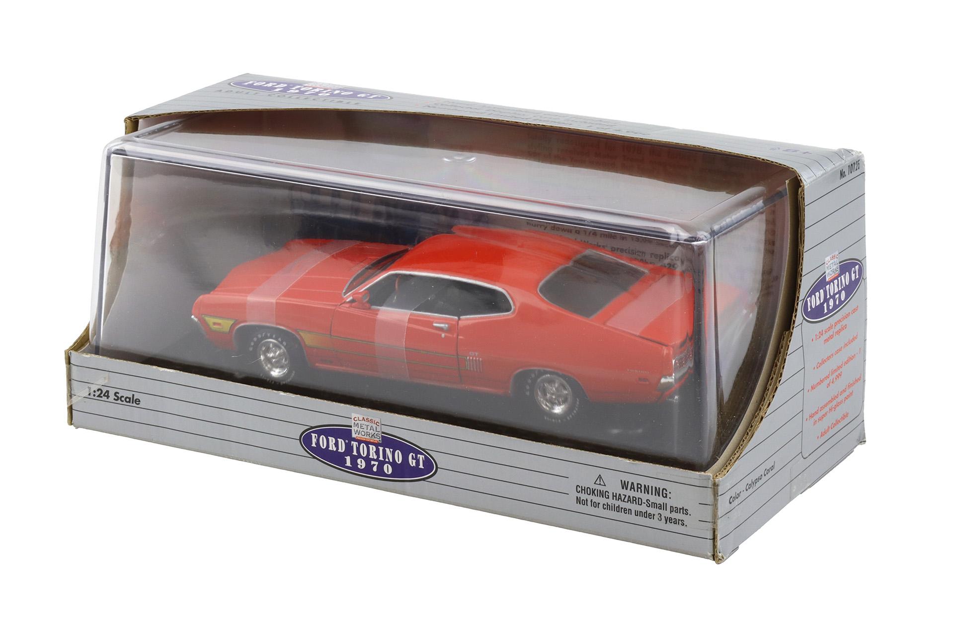 1:24 Classic Metal Works 1970 Ford Torino GT Calypso Coral with Showcase