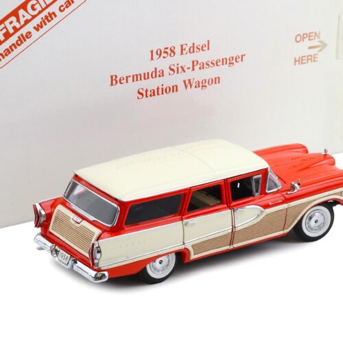 1:24 Danbury Mint 1958 Edsel Bermuda Six-Passenger Station Wagon red/ white with box