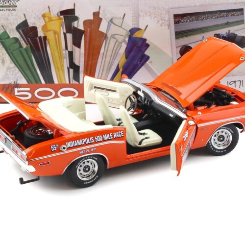 1:18 Greenlight 1971 Dodge Challenger Convertible 55th Indianapolis Pace Car orange