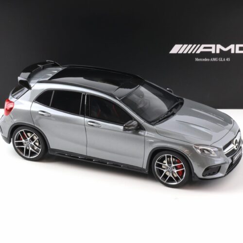 1:18 GT Spirit Mercedes GLA 45 AMG X156 Mountain grey DEALER VERSION