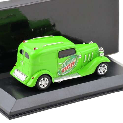 1:43 Minichamps American Hot Rod Mountain Drew green