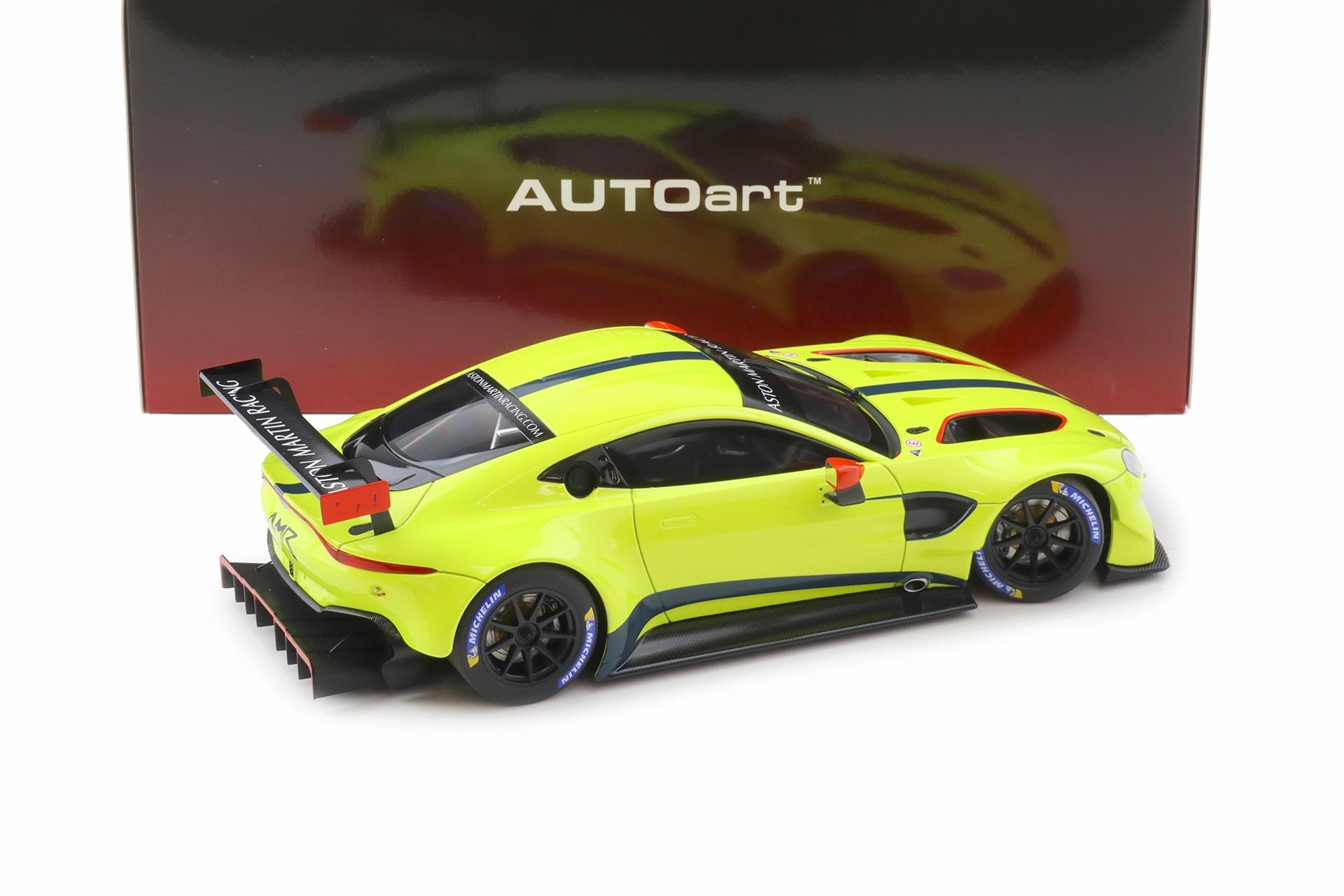 1:18 AUTOart Aston Martin Vantage GTE Le Mans Pro 2018 Presentation Car green with stripes