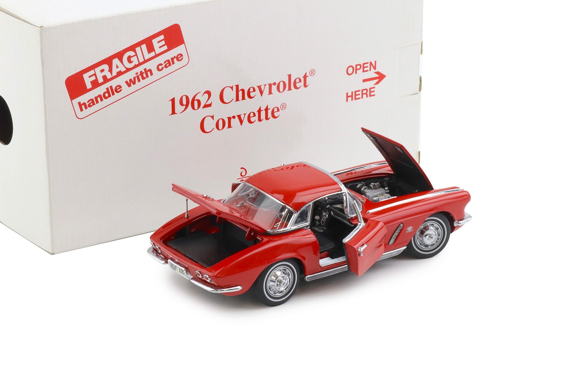 1:24 Danbury Mint 1962 Chevrolet Corvette Convertible Roman red