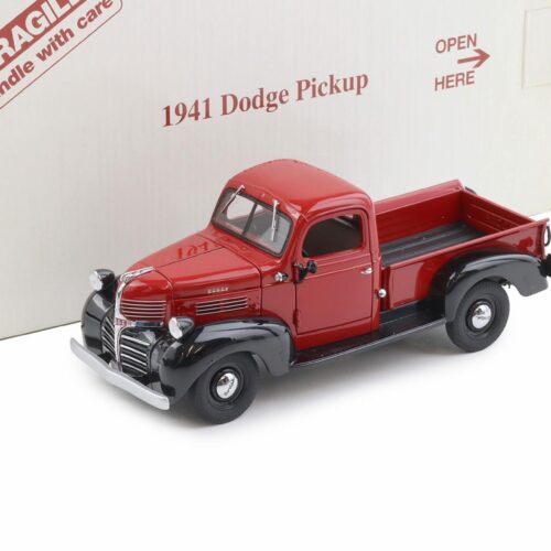 1:24 Danbury Mint 1941 Dodge Pickup Series WC Half-Ton Dodge red and black