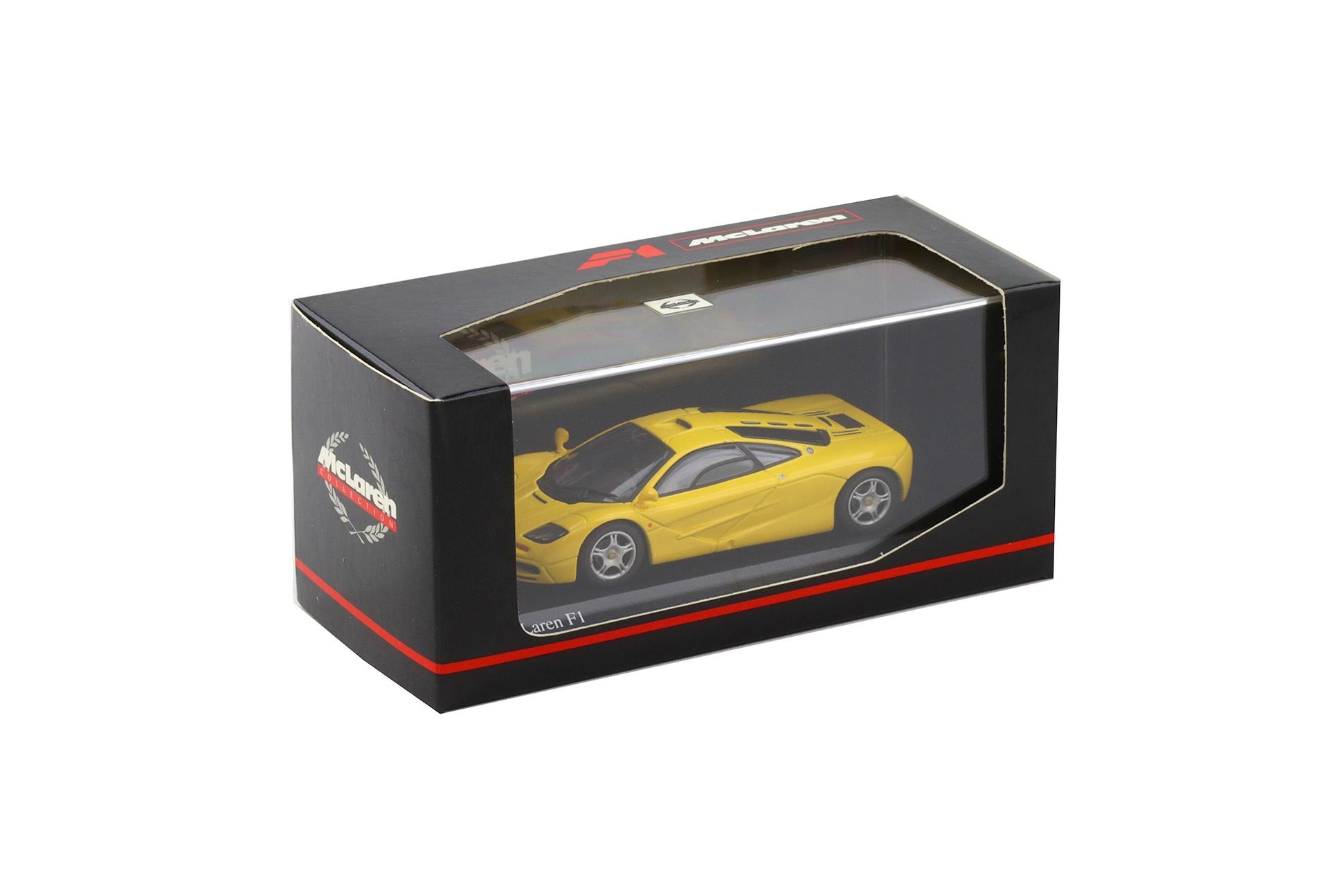 1:43 Minichamps McLaren F1 Road Car 1993 yellow