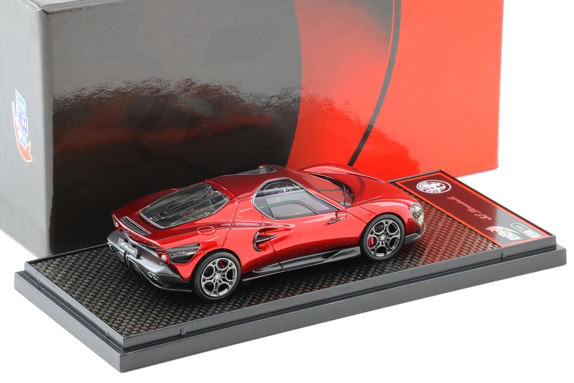 1:43 BBR Alfa Romeo 33 Stradale Rosso Villa dÂ´Este red metallic - Limited 333 pcs.