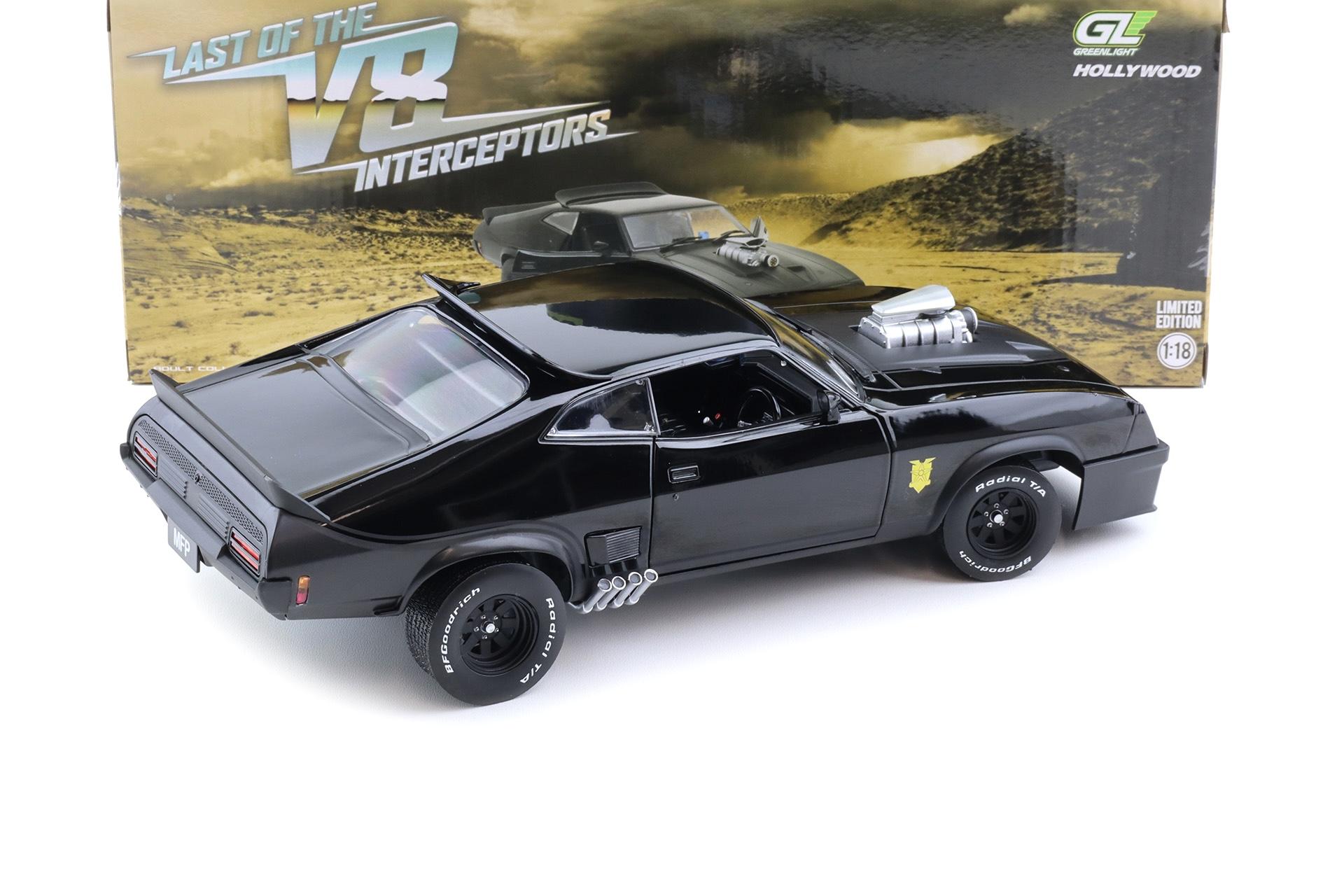 1:18 Greenlight 1973 Ford Falcon XB Last of the V8 Intercopters black Mad Max