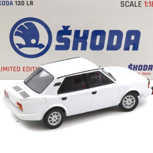 1:18 FOX18 Skonda 130 LR Plain Body Version white