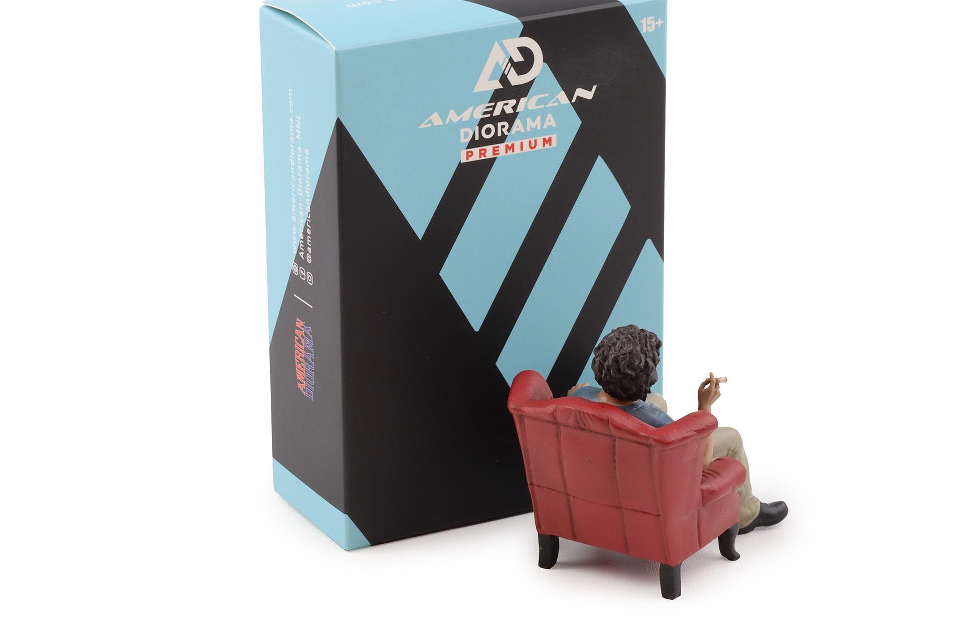 1:18 American Diorama Figur RWB Legend Akira Nakai-San mit Sessel