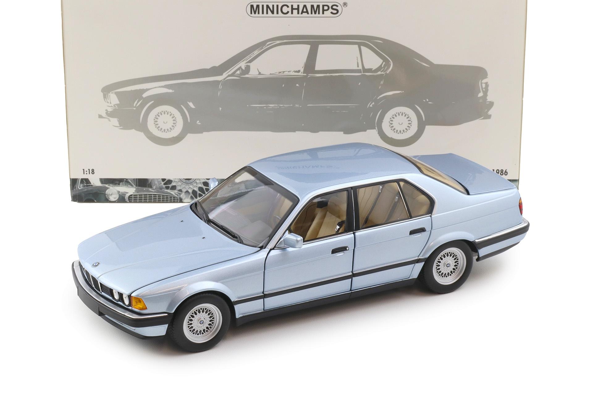 1:18 Minichamps BMW 730i E32 Limousine 1986 light blue metallic