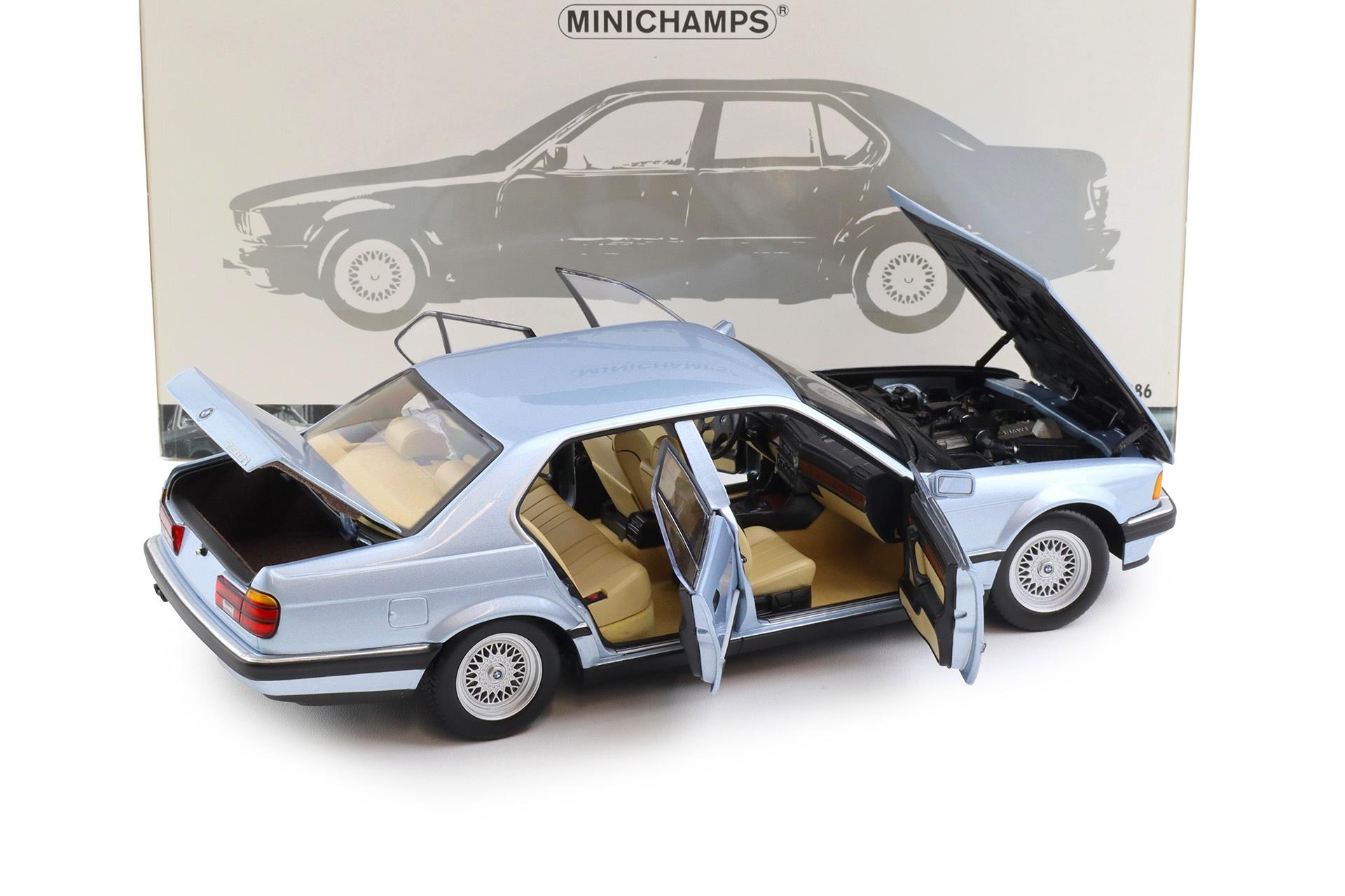 1:18 Minichamps BMW 730i E32 Limousine 1986 light blue metallic