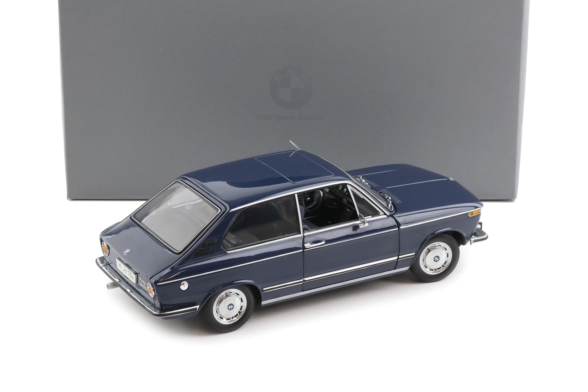 1:18 Minichamps BMW 1600 Touring dark blue 1971-1973 DEALER VERSION