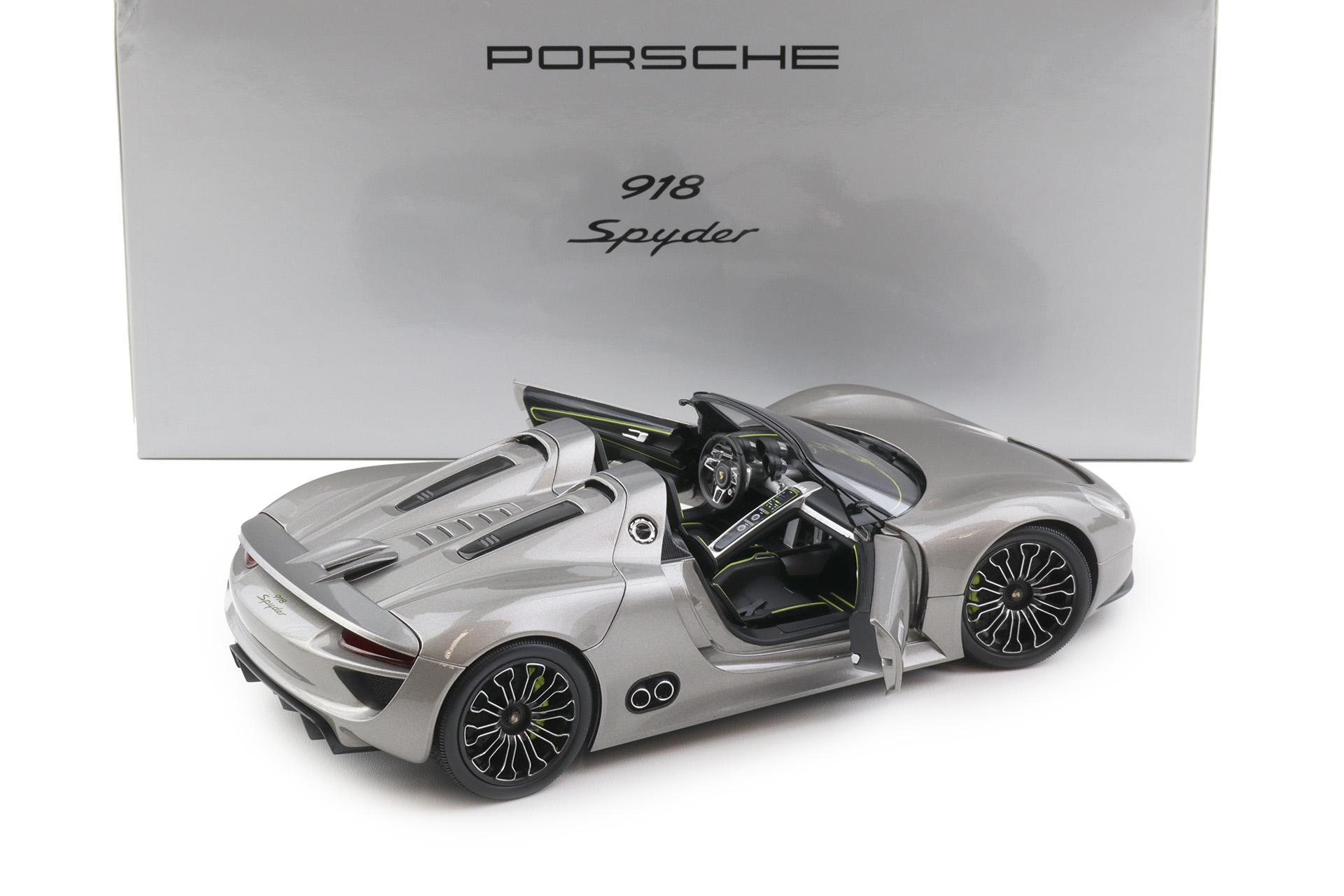 1:18 Minichamps Porsche 918 Spyder Prototype Liquid Metal WAP VERSION