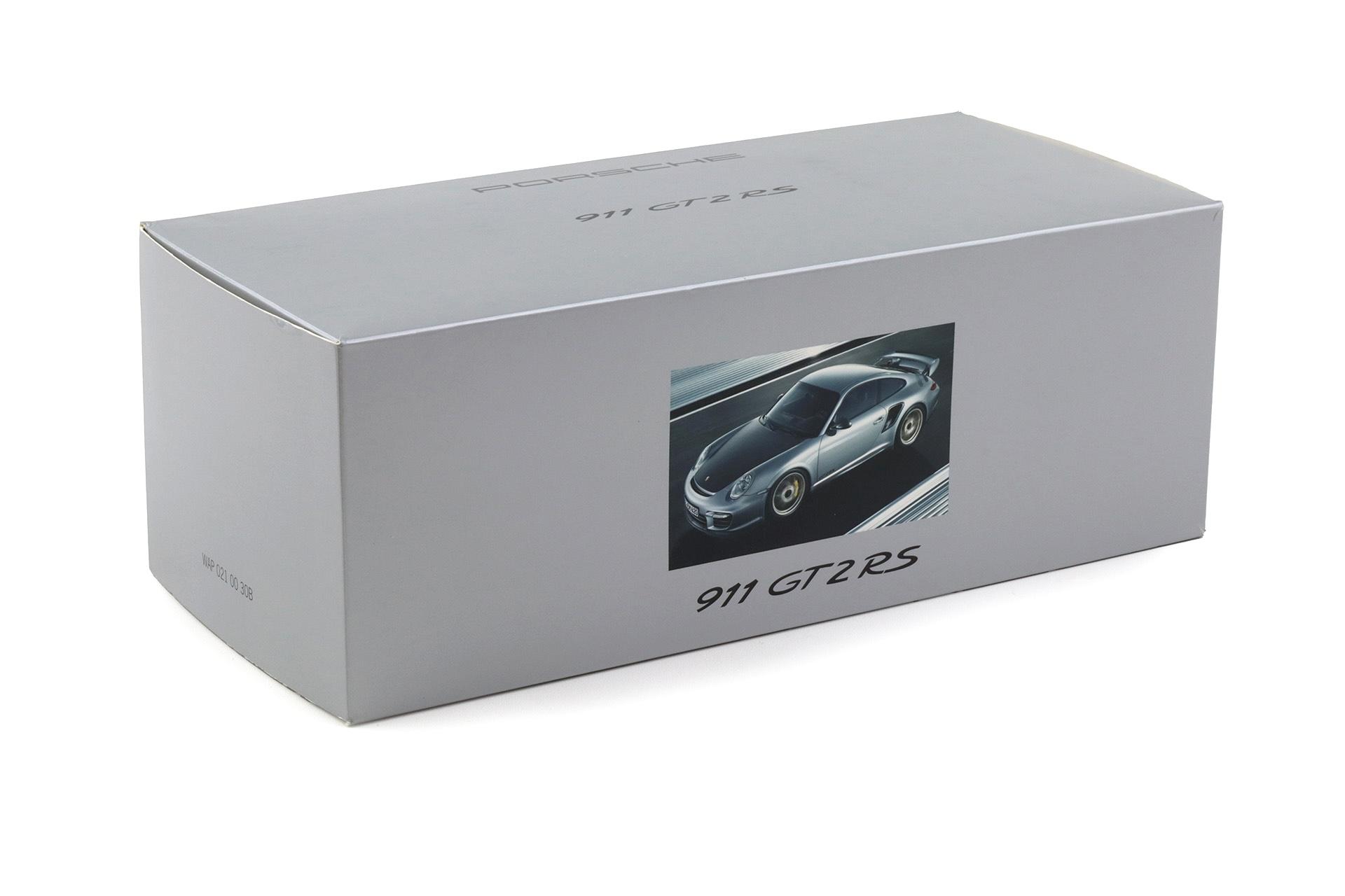 1:18 Minichamps Porsche 911 997 GT2 RS Guards red 2010 WAP DEALER