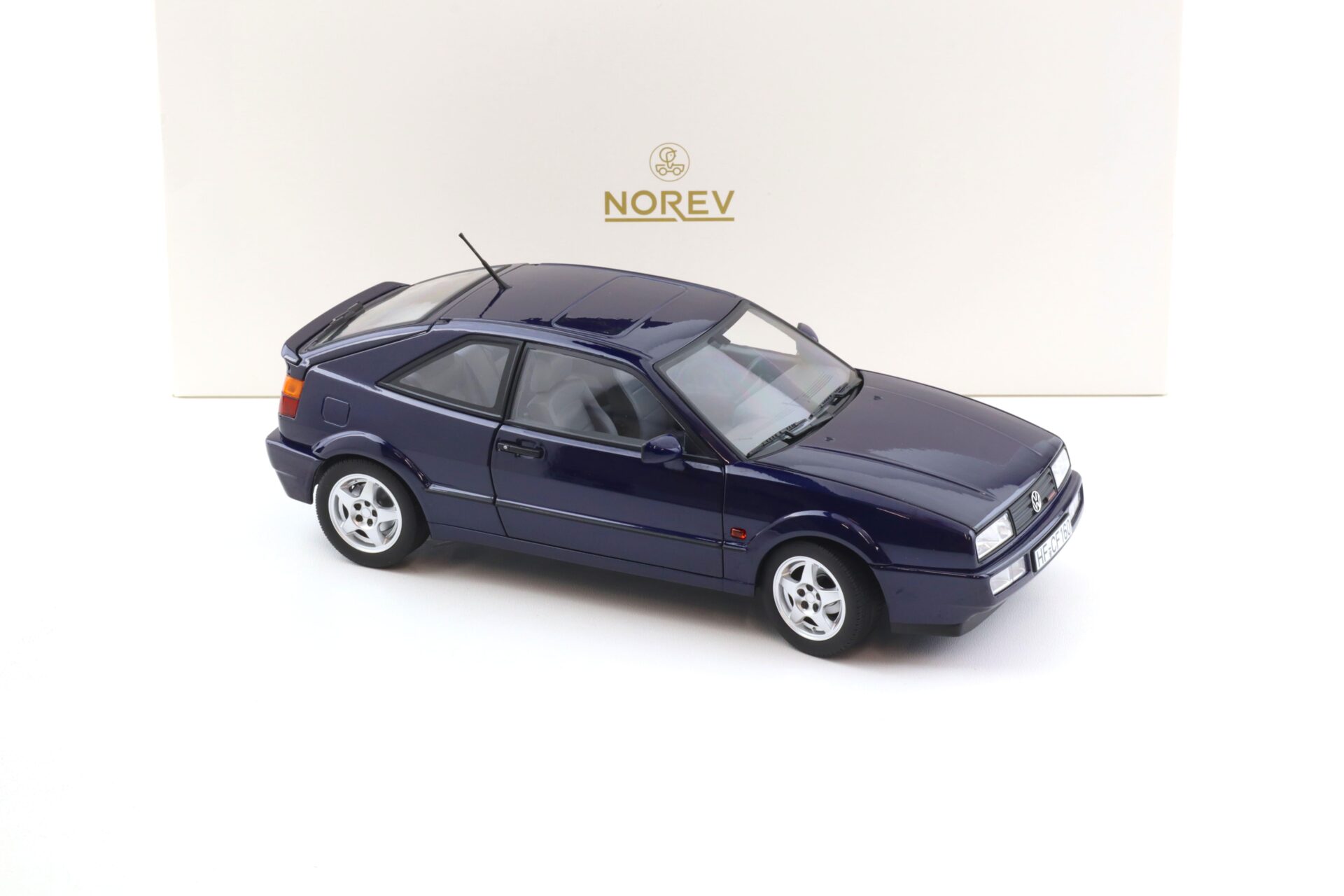 1:18 Norev VW Corrado VR6 Aqua blue metallic 1992 - Limited 1000 pcs.