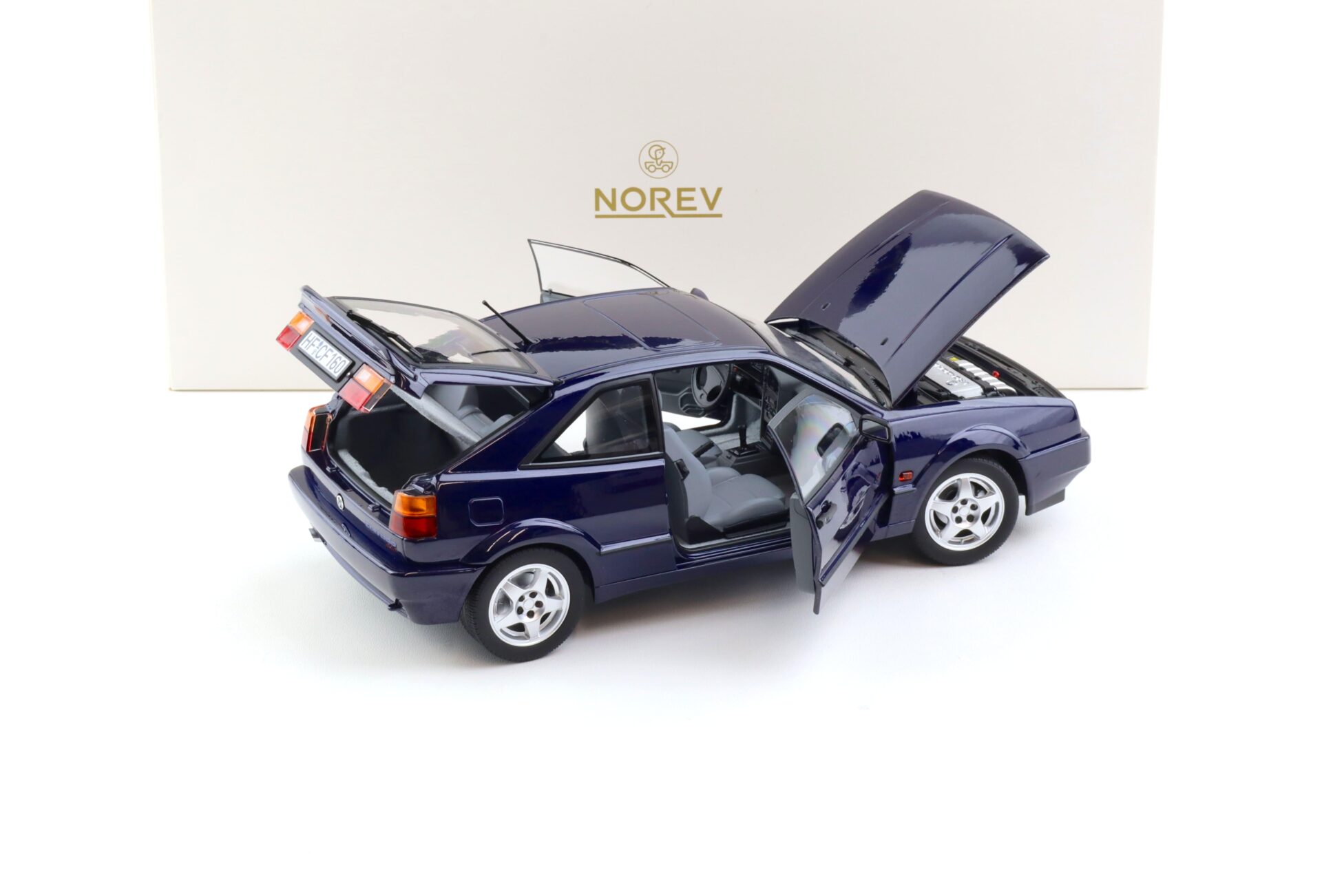 1:18 Norev VW Corrado VR6 Aqua blue metallic 1992 - Limited 1000 pcs.