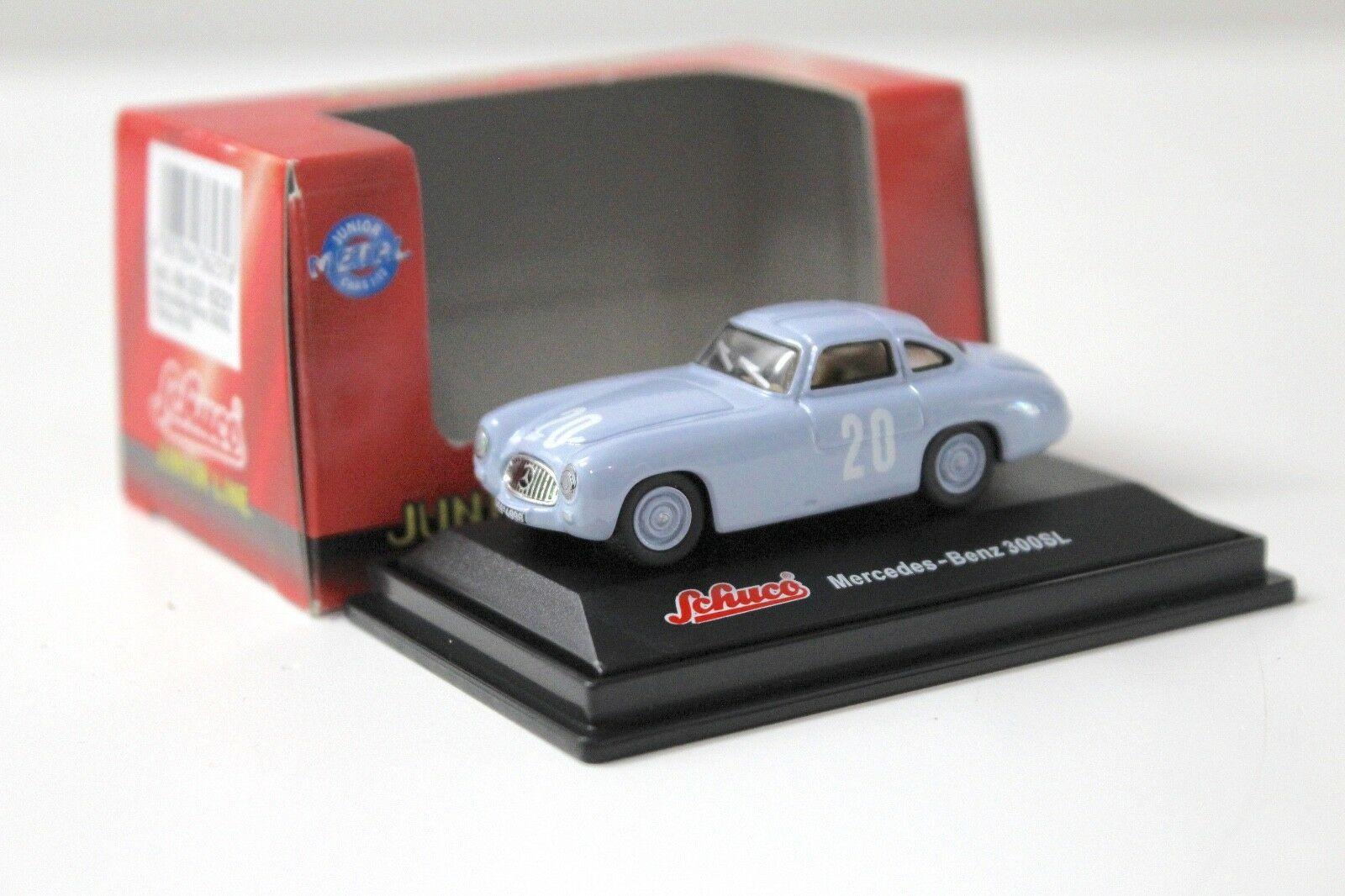 ID 33018 orig.jpg 1:72 Schuco Mercedes Benz 300SL lightblue #20