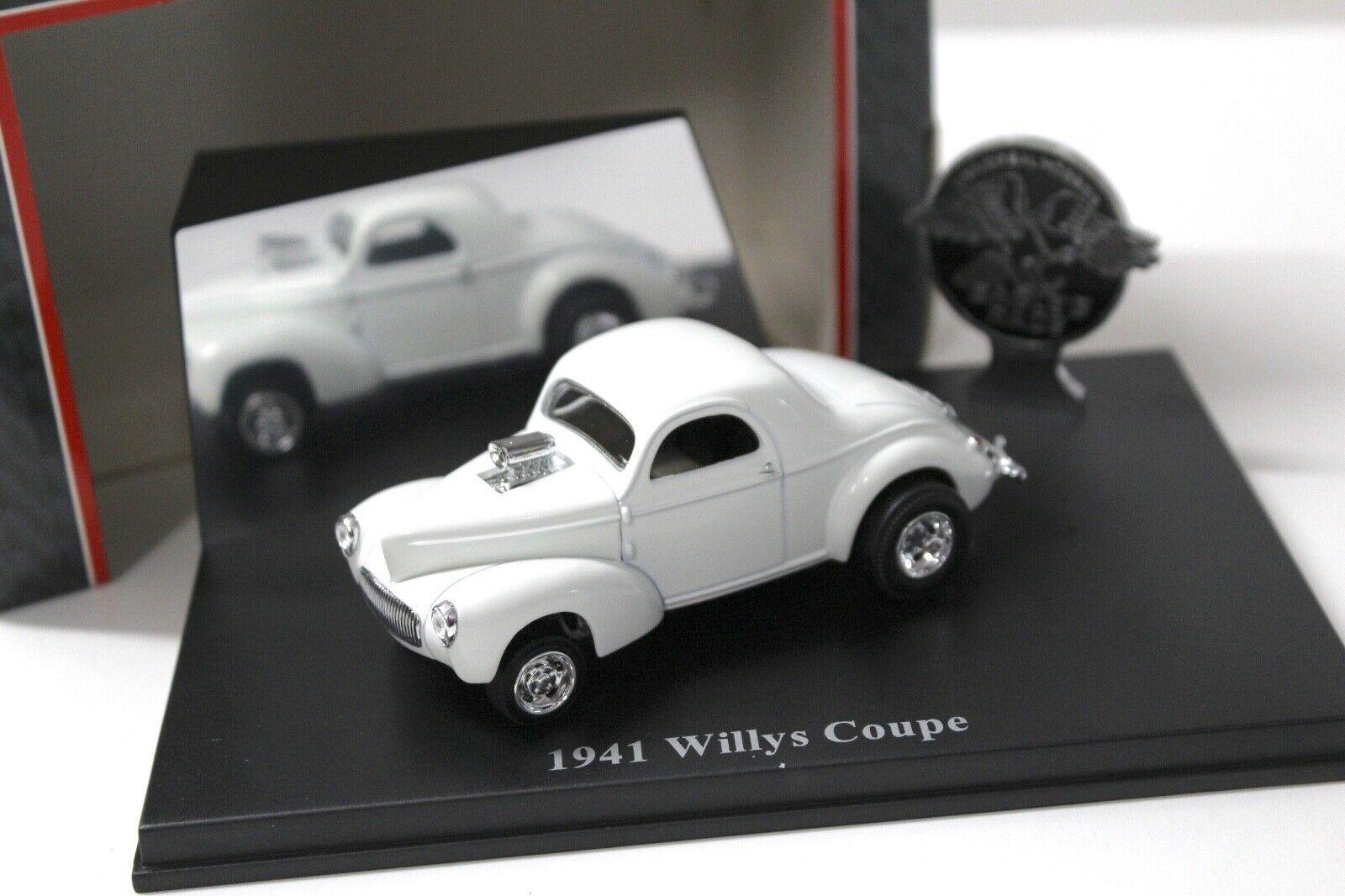 1:43 Eagle 1941 Willys Coupe white Hot Rod