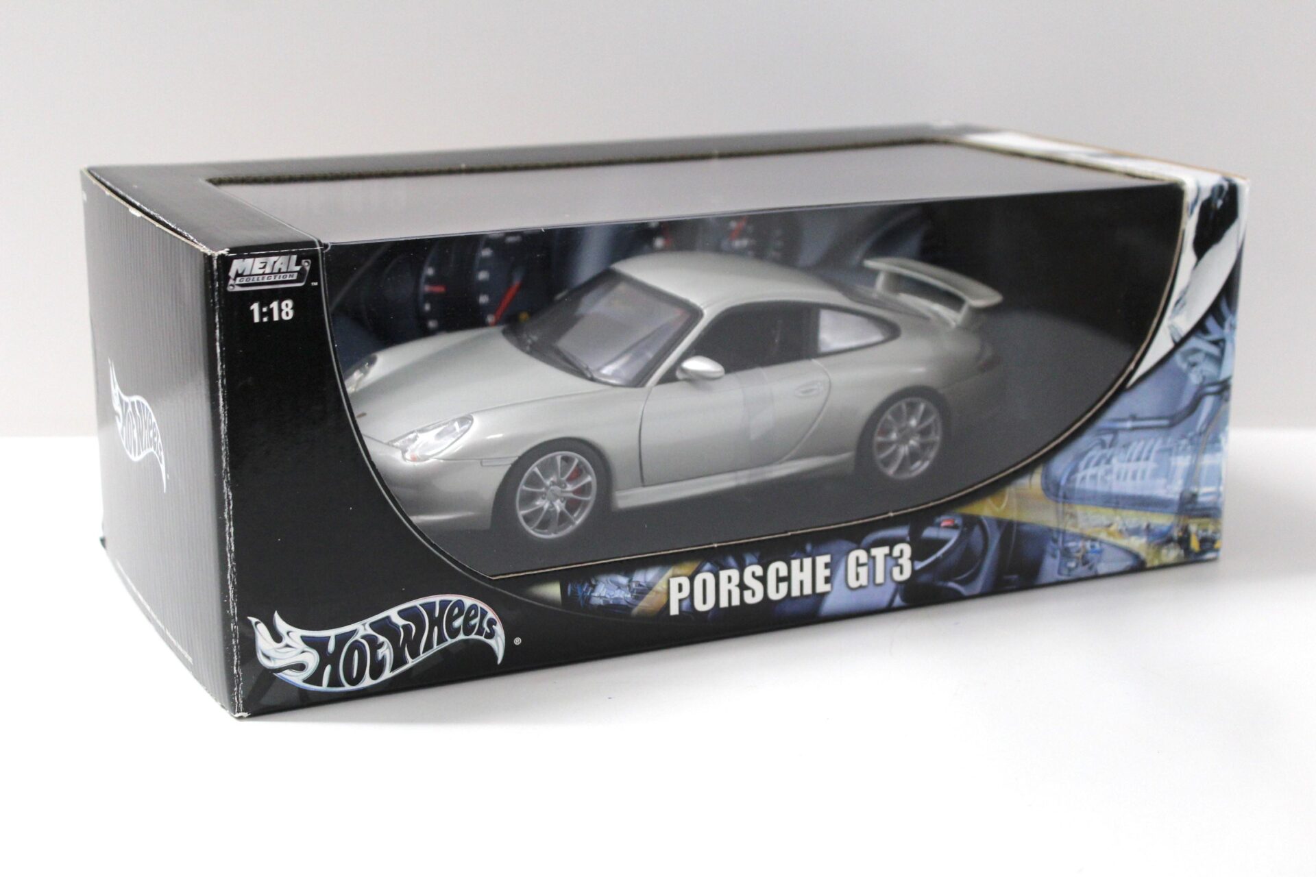 1:18 Hot Wheels Porsche 911 996 GT3 Street silver