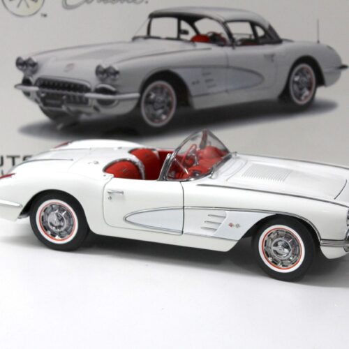 1:18 AUTOart Chevrolet Corvette C1 Snowcrest white 1958 - Image 2