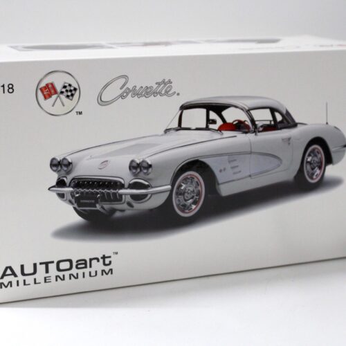 1:18 AUTOart Chevrolet Corvette C1 Snowcrest white 1958 - Image 4