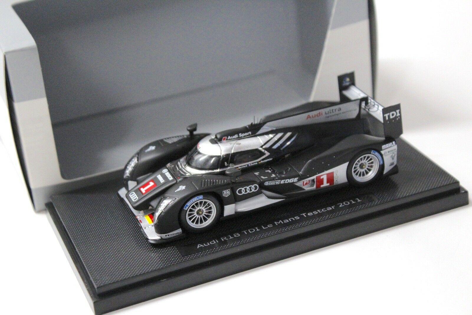 1:43 Spark Audi R18 TDI Le Mans Testcar 2011 DEALER VERSION